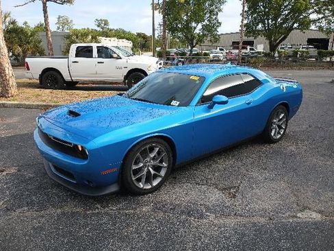 Certified 2023 Dodge Challenger GT RWD image 2