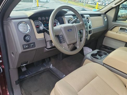 Used 2010 Ford F150 XLT image 18