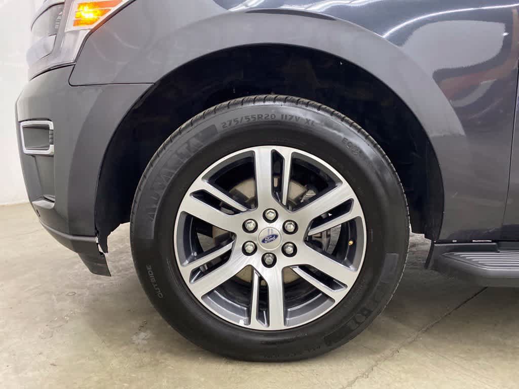 Used 2024 Ford Expedition Limited AWD/4WD image 10
