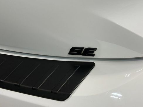 Used 2021 Toyota Corolla SE image 54