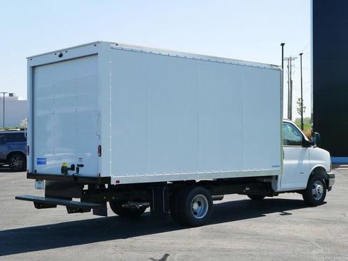 New 2025 Chevrolet Express 3500 w/ Power Convenience Package RWD image 5