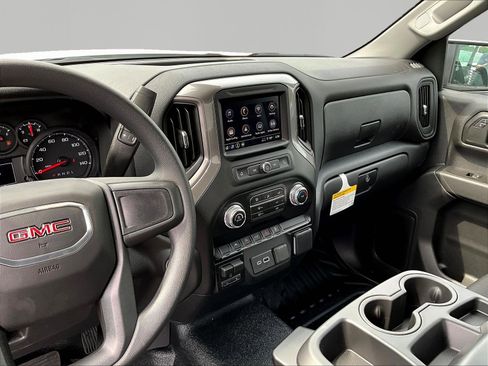New 2026 GMC Sierra 1500 Pro AWD/4WD image 7
