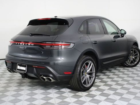 Certified 2025 Porsche Macan S image 7