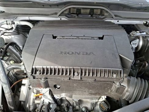 Certified 2025 Honda Pilot TrailSport image 30