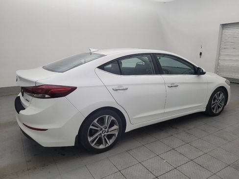 Used 2017 Hyundai Elantra Limited w/ Limited Tech Package 04 FWD image 10