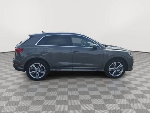 Used 2022 Audi Q3 2.0T Premium w/ Convenience Package image 9