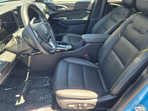 Used 2025 Chevrolet Trax ACTIV w/ Driver Confidence Package FWD image 11