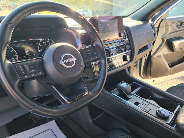 Used 2023 Nissan Pathfinder Rock Creek AWD/4WD image 16