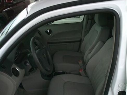 Used 2006 Chevrolet HHR LT image 17