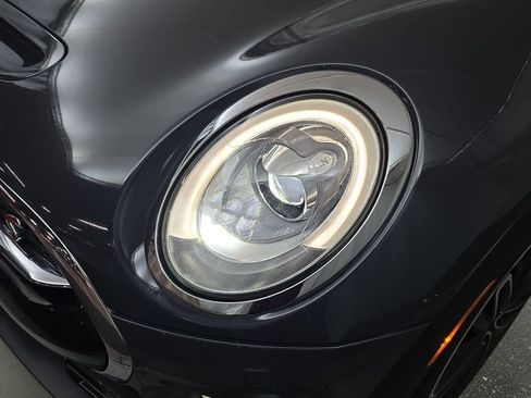 Used 2017 MINI Cooper Clubman S image 29