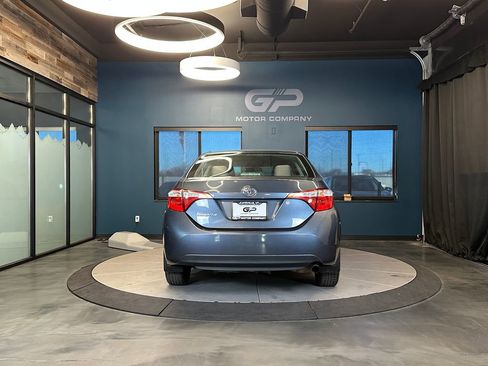 Used 2015 Toyota Corolla L image 4