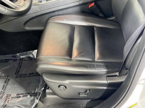 Used 2022 Jeep Grand Cherokee Limited image 19