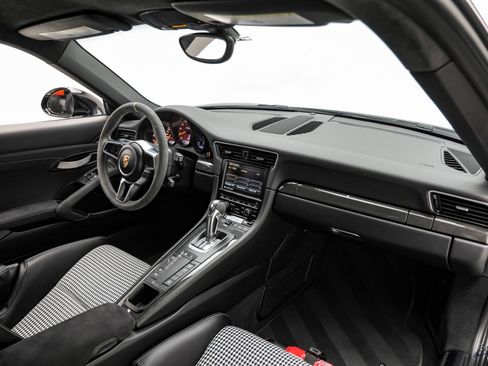 Used 2016 Porsche 911 GT3 RS RWD image 54