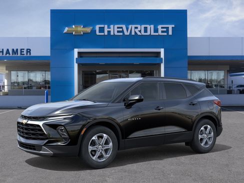 New 2026 Chevrolet Blazer LT w/ Convenience Package FWD image 28