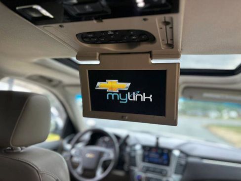 Used 2015 Chevrolet Suburban LTZ AWD/4WD image 13