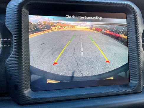 Used 2023 Jeep Wrangler Unlimited Sahara w/ Cold Weather Group image 14