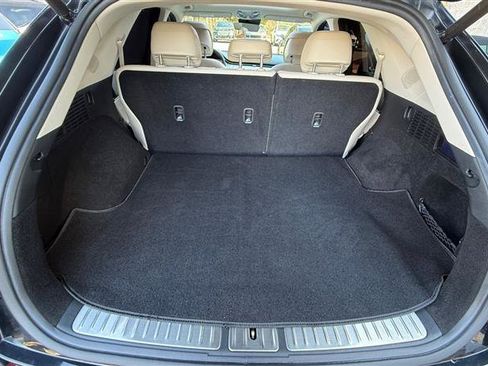 Used 2022 Genesis GV70 2.5T w/ Advanced Package image 35