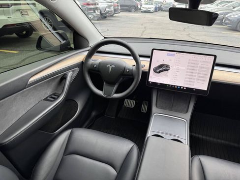 Used 2023 Tesla Model Y Performance AWD/4WD image 39