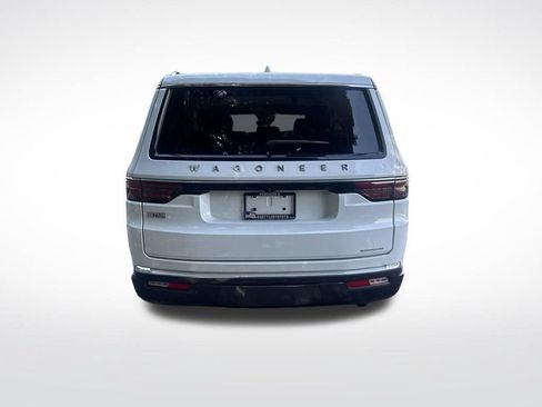 Used 2022 Jeep Wagoneer Series II RWD image 6