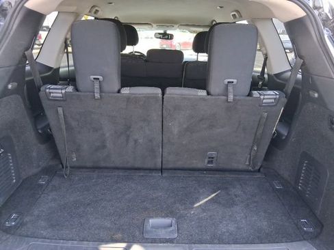 Used 2020 Nissan Pathfinder SV image 9