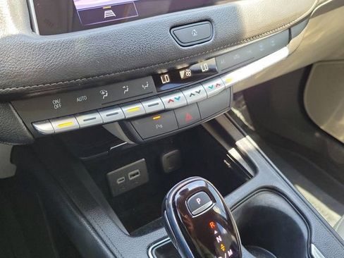 Used 2023 Cadillac XT4 Luxury FWD image 27