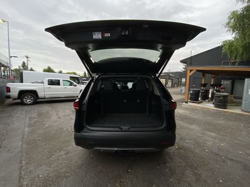 Used 2026 Toyota Grand Highlander AWD image 29