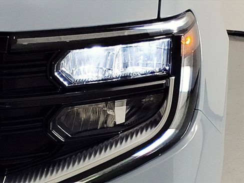 Used 2025 Ford Expedition Platinum w/ Driver's Package image 29