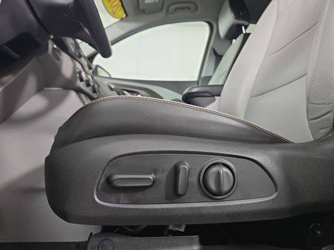 Certified 2020 GMC Terrain SLT w/ Preferred Package image 30