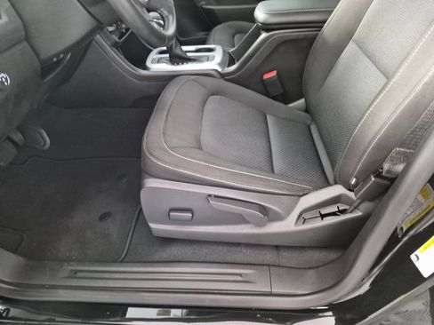 Used 2022 Chevrolet Colorado LT w/ Redline Special Edition RWD image 12