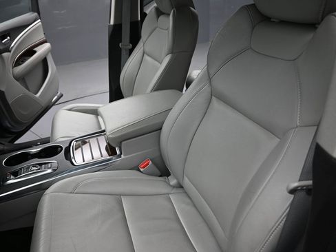 Used 2020 Acura MDX SH-AWD image 12