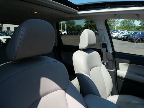Used 2017 Subaru Forester 2.5i Limited AWD/4WD image 29
