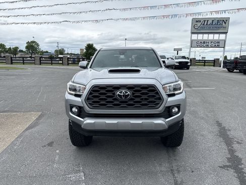 Used 2022 Toyota Tacoma TRD Sport w/ Technology Package AWD/4WD image 16