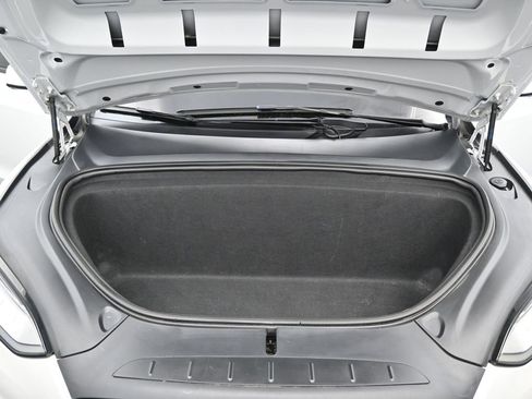 Used 2021 Tesla Model X Performance image 37