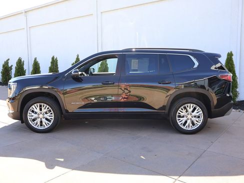 Certified 2024 GMC Acadia Elevation AWD/4WD image 3