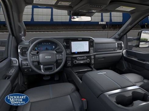 New 2026 Ford F450 Platinum w/ FX4 Off-Road Package image 9