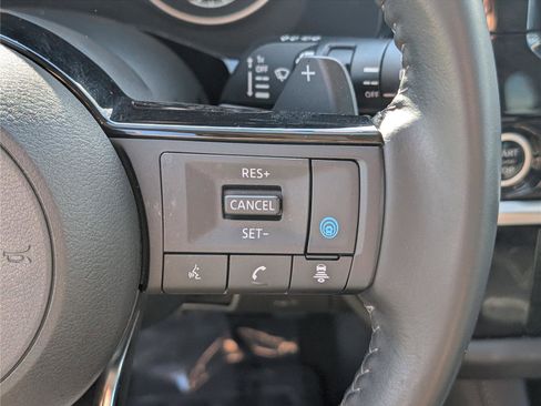 Used 2023 Nissan Pathfinder SV AWD/4WD image 24