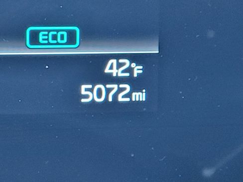 Used 2025 Kia Sportage EX image 26