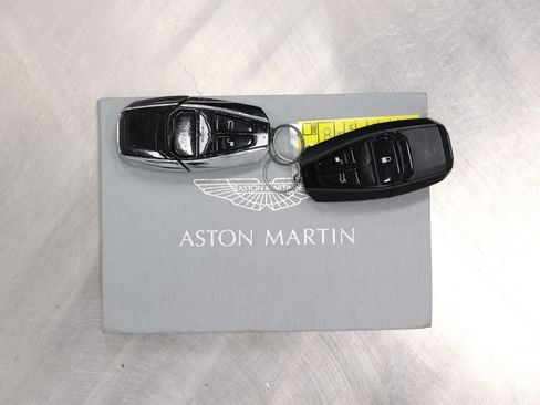 Used 2019 Aston Martin DB11 Coupe RWD image 6