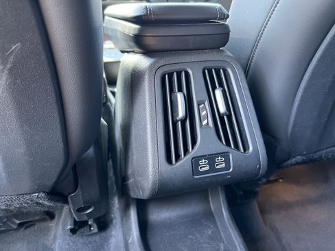 Used 2025 BMW X1 xDrive28i image 39