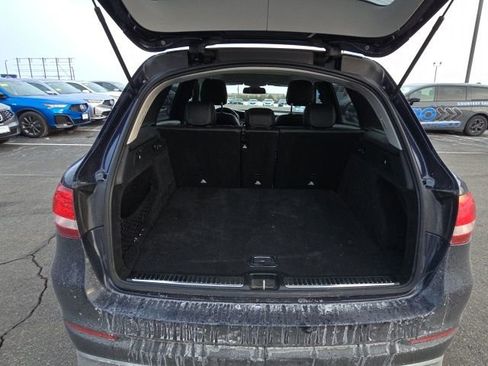 Used 2017 Mercedes-Benz GLC 300 4MATIC image 11