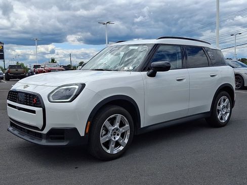 Used 2025 MINI Cooper Countryman S w/ Comfort Package Max AWD/4WD image 3