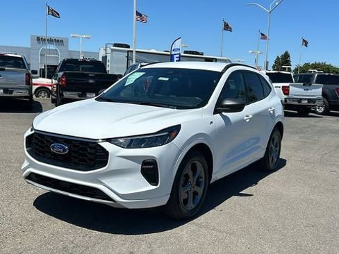 Certified 2023 Ford Escape ST-Line w/ Tech Pack #1 AWD/4WD image 8