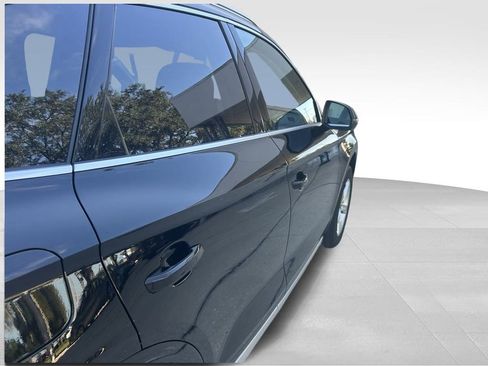 Used 2023 Audi Q5 2.0T Premium w/ Convenience Package image 34