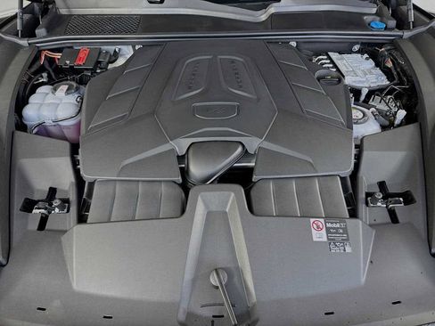 New 2026 Porsche Cayenne S image 23