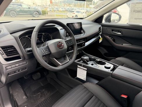 New 2026 Nissan Rogue SV AWD/4WD image 15