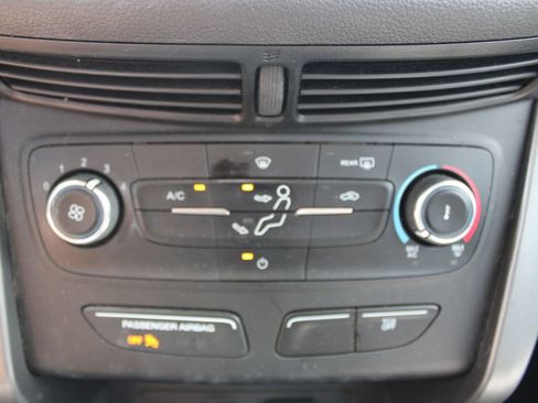 Used 2018 Ford Escape S FWD image 32