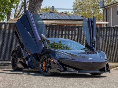 Used 2019 McLaren 600LT RWD image 4