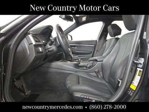 Used 2018 BMW 330i xDrive Sedan AWD/4WD image 10