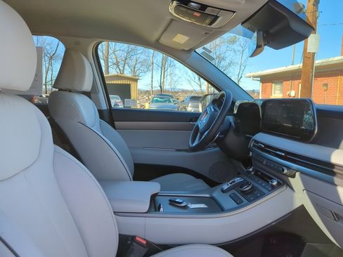 Certified 2025 Hyundai Palisade SEL image 39