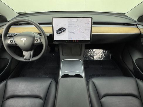 Used 2023 Tesla Model 3 Standard Range image 13